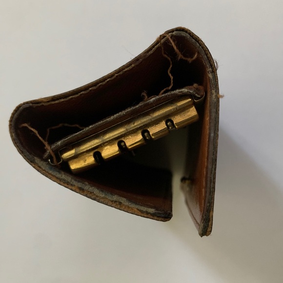 Vintage Louis Vuitton Monogram Keyholder - Picture 8 of 9